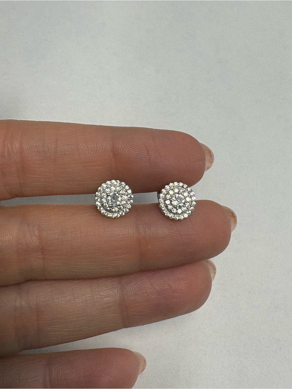 Suzy Levian Sample Sterling Silver White CZ Round Halo Stud Earrings NWT